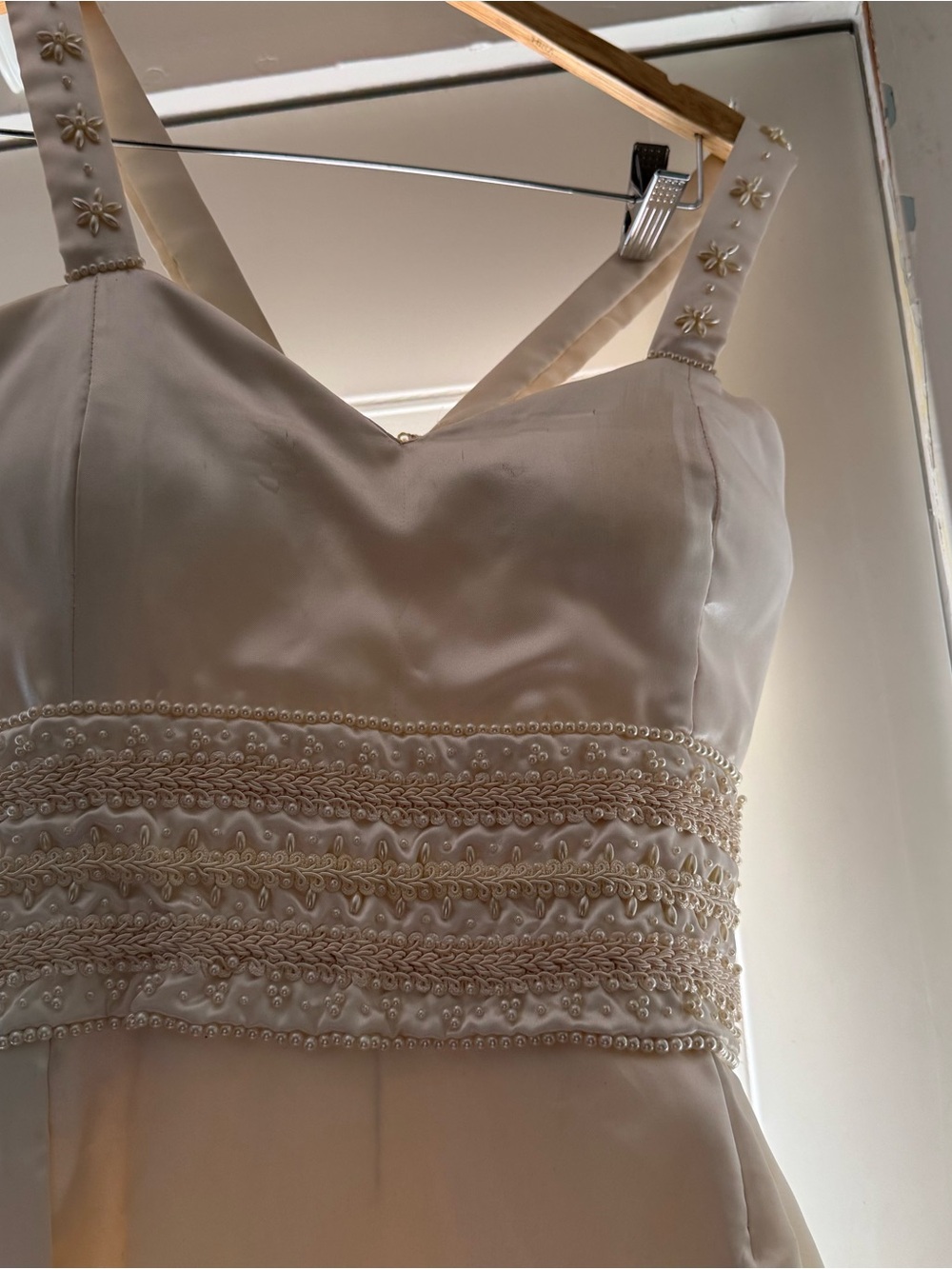 One of a Kind Hand-Beaded Venezuelan Wedding Dress by Mariela Eugenia Godoy 1997 - Picture 9 of 17